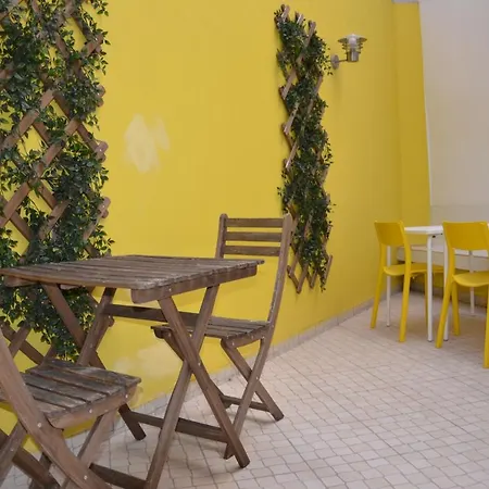 Gæstehus Lx History