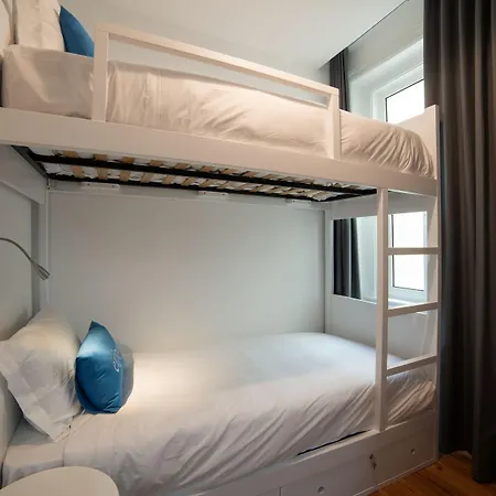 Gæstehus Lx History 3*