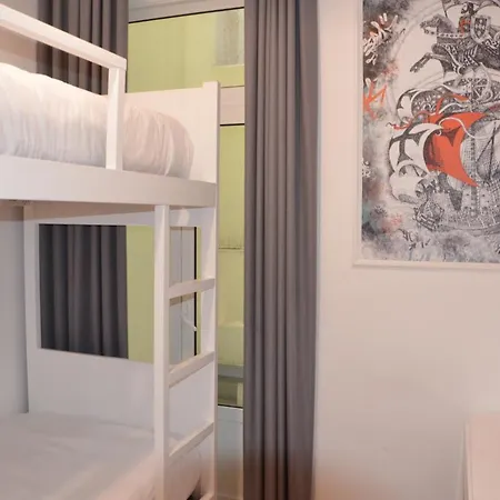 Lx History Guest house 3*