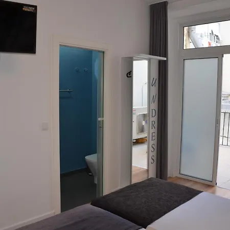 Lx History Guest house 3*
